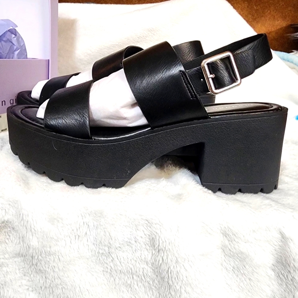 madden girl coliee black sandals size 9M